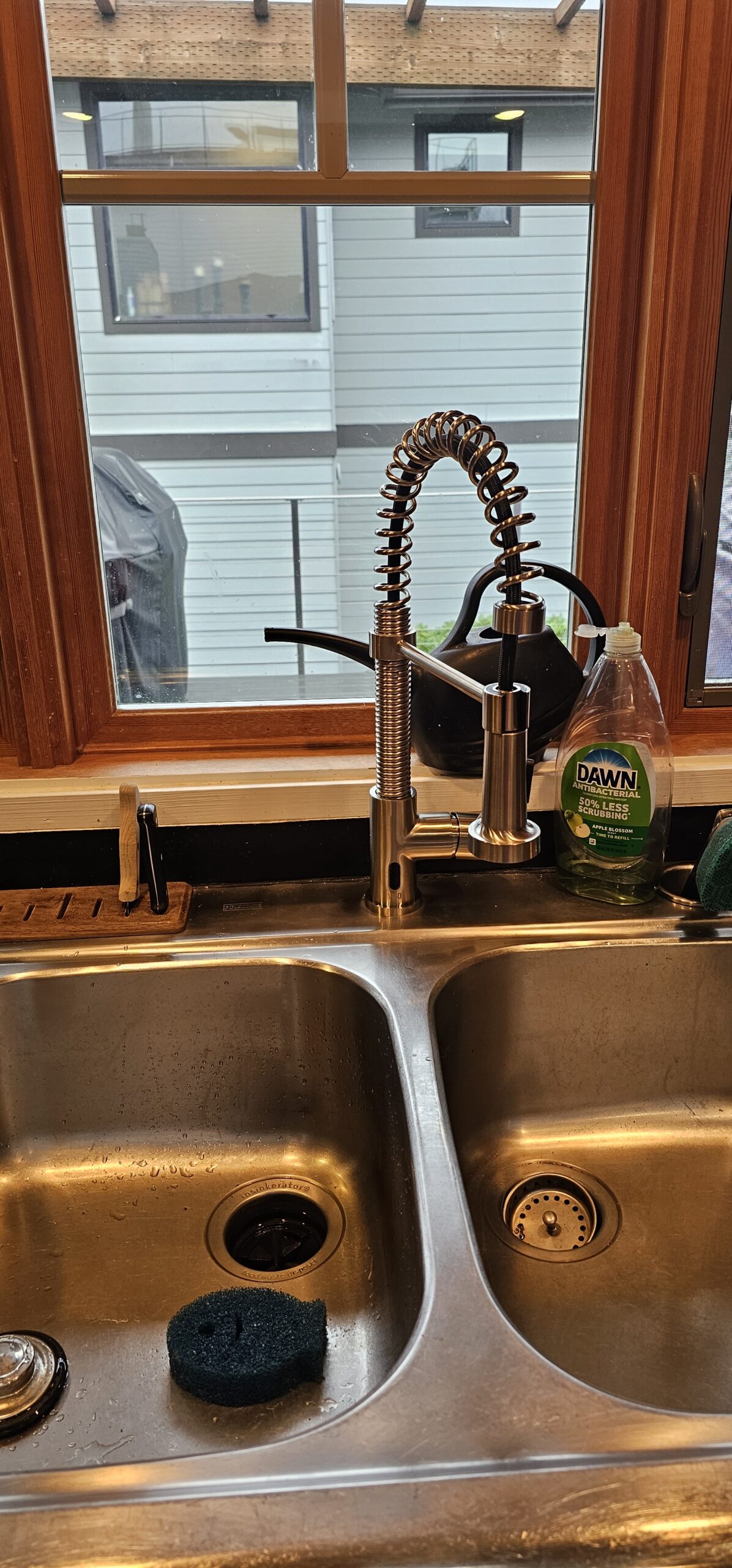 Kitchen faucet replacement